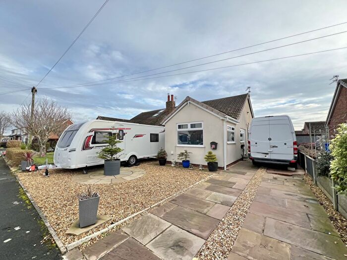 2 Bedroom Bungalow For Sale In Coniston Avenue, Knott End On Sea, FY6