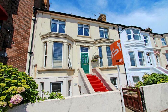 1 Bedroom Flat To Rent In Eastern Esplanade, Southend-On-Sea, SS1