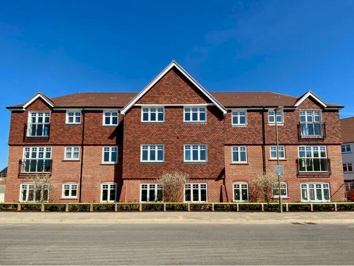 1 Bedroom Apartment To Rent In Thistle House, Edenbrook Village, GU51