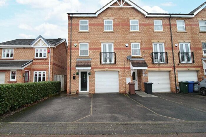 3 Bedroom Town House For Sale In Cortworth Place, Elsecar, Barnsley, S74