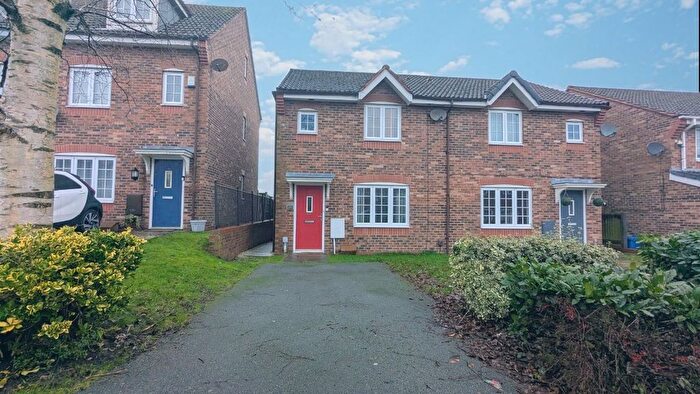 3 Bedroom Semi Detached House For Sale In Martindale Crescent, Wigan, WN5