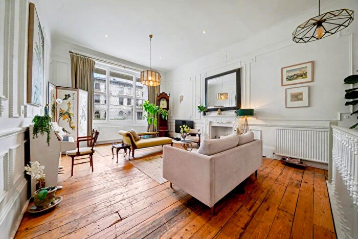 3 Bedroom Apartment For Sale In Buckland Crescent, Belsize Park, London, NW3
