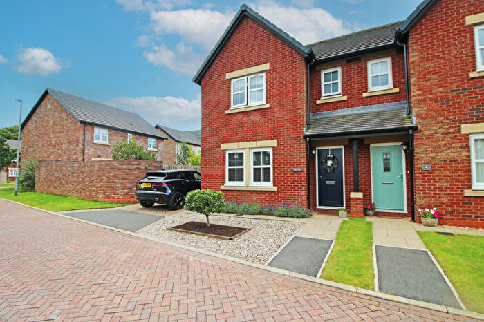 3 Bedroom Semi-Detached House For Sale In Alice Way, Wrea Green, PR4