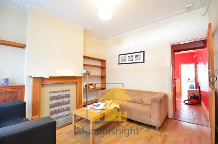 3 Bedroom Terraced House To Rent In Milner Road Selly Oak, B29