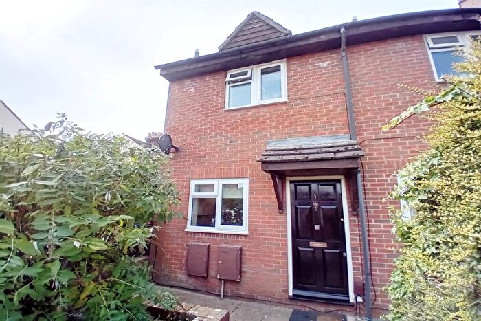 1 Bedroom End Of Terrace House To Rent In Salisbury, SP2