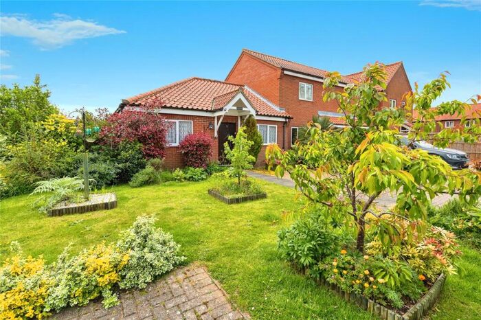 2 Bedroom Bungalow For Sale In Limes Road, Catfield, Great Yarmouth, Norfolk, NR29