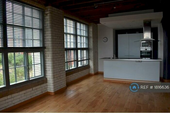 2 Bedroom Flat To Rent In The Turnbull, Newcastle Upon Tyne, NE1