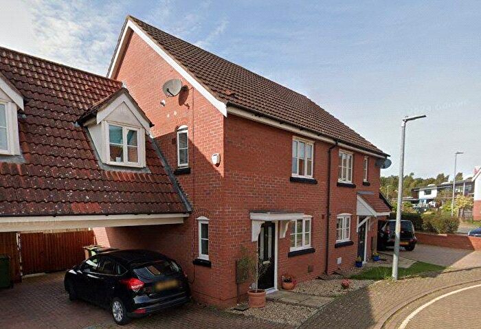 3 Bedroom Semi-Detached House To Rent In Vane Close, Norwich, Norfolk, NR7