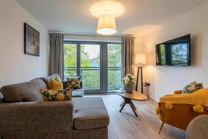 2 Bedroom Flat To Rent In Mcquades Court, York, YO1