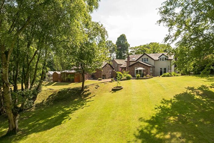 3 Bedroom Detached House For Sale In Salters Lane, Siddington, SK11