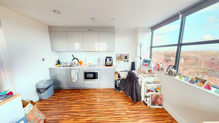 1 Bedroom Apartment For Sale In West Point, Chester Road, Manchester, M16