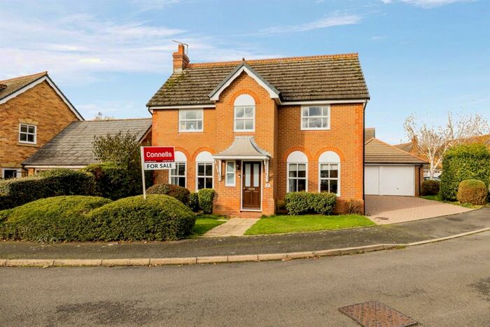 4 Bedroom Detached House To Rent In Jones Close, Brackley, NN13