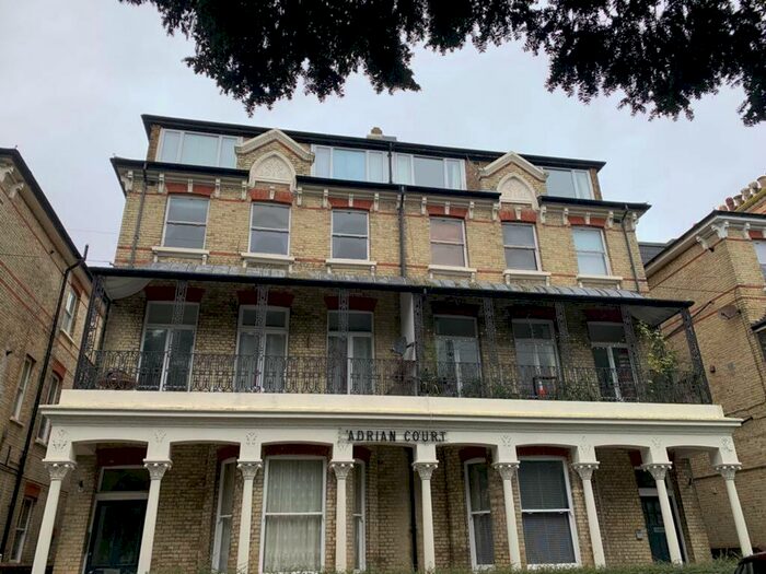 2 Bedroom Flat To Rent In Adrian Square, Westgate-On-Sea, CT8