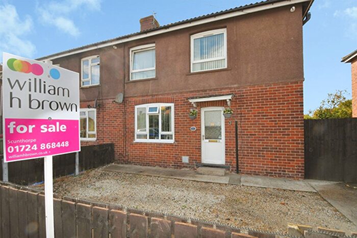 3 Bedroom Semi-Detached House For Sale In Barnes Crescent, Scunthorpe, DN15