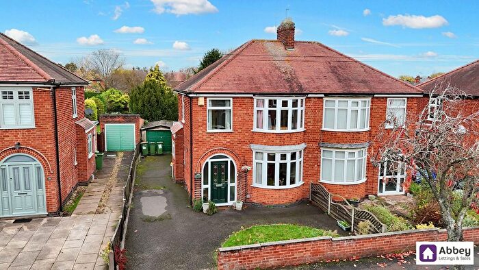 3 Bedroom Semi Detached House For Sale In Queens Drive, Leicester Forest East, LE3