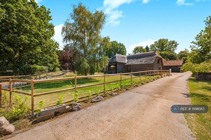 3 Bedroom Detached House To Rent In Mole Hill Green, Felsted, Dunmow, CM6