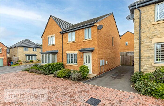 3 Bedroom Semi Detached House For Sale In Scarloom Road, Clitheroe, Lancashire, BB7