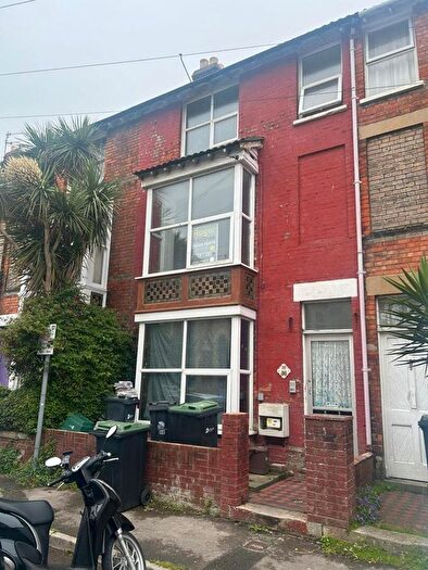 3 Bedroom Maisonette To Rent In Derby Street, Weymouth, DT4