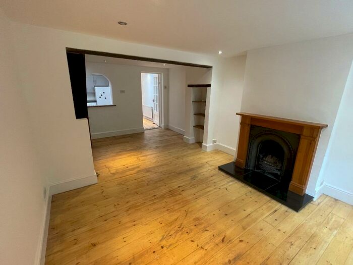 2 Bedroom Terraced House To Rent In Rockstone Lane, Southampton, SO14