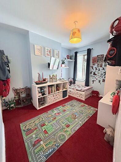 3 Bedroom Terraced House For Sale In Grove Road, Stanford Le Hope, SS17
