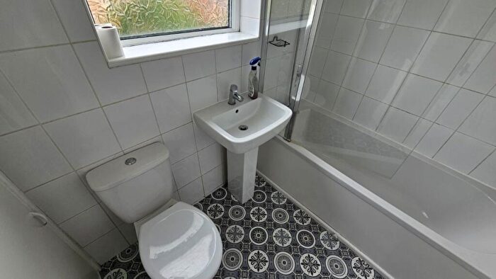 1 Bedroom Apartment To Rent In Cherry Tree Street, Elsecar, S74