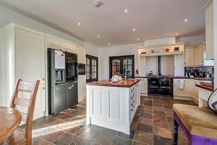 5 Bedroom Detached House For Sale In Lurgan Road, Crumlin, BT29