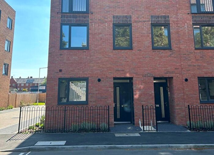 2 Bedroom House To Rent In John Street, Derby, Derbyshire, DE1