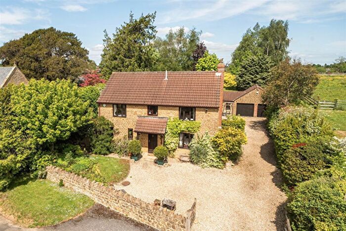 4 Bedroom Detached House For Sale In School Lane, Seavington, Ilminster, TA19