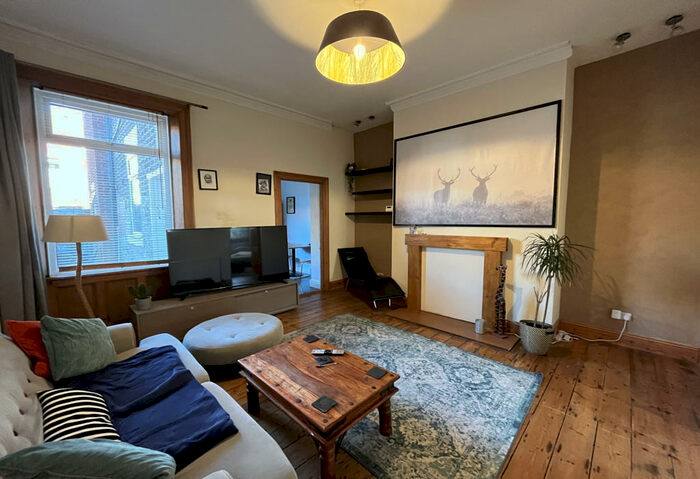 2 Bedroom Flat To Rent In A Tynemouth Road, North Shields, Tyne And Wear, NE30