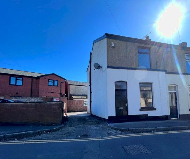 2 Bedroom Terraced House To Rent In Junction Road, Bolton, BL3