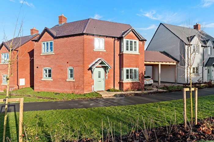 3 Bedroom Detached House For Sale In Dowdings Close, Bosbury, HR8