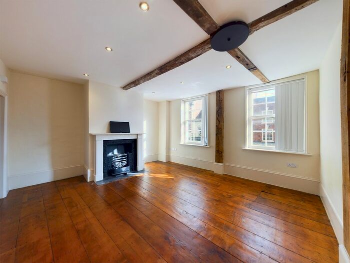 2 Bedroom Flat To Rent In A Barton Street, Tewkesbury, Gloucestershire, GL20