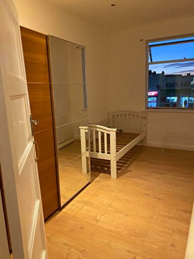 2 Bedroom Flat To Rent In Spring Corner, High Street, Feltham, TW13
