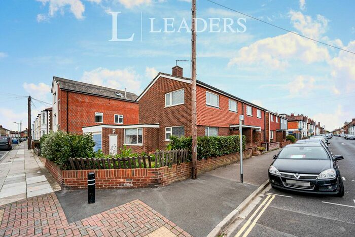 3 Bedroom Semi-Detached House To Rent In Haslemere Road, Southsea, PO4