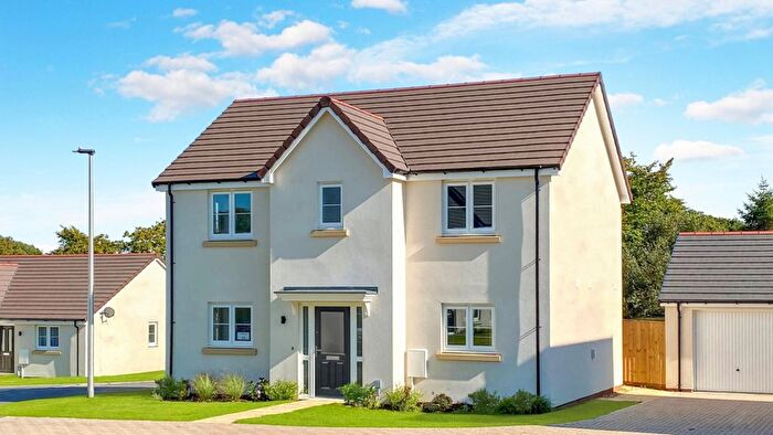 4 Bedroom Detached House For Sale In Holsworthy, Devon, Holsworthy, EX22