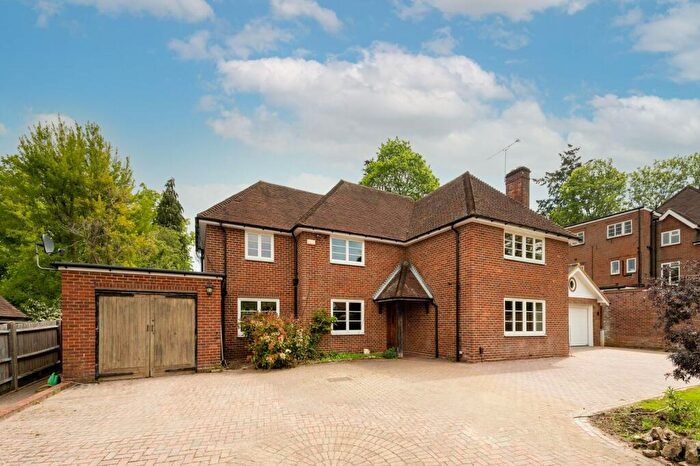 4 Bedroom Detached House To Rent In Aldersey Road, Guildford, GU1