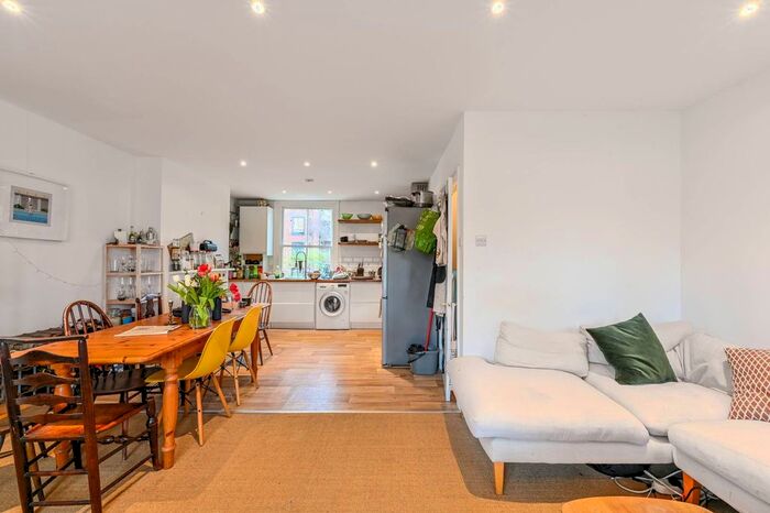 3 Bedroom Terraced House To Rent In Clapton, Clapton, London, E5