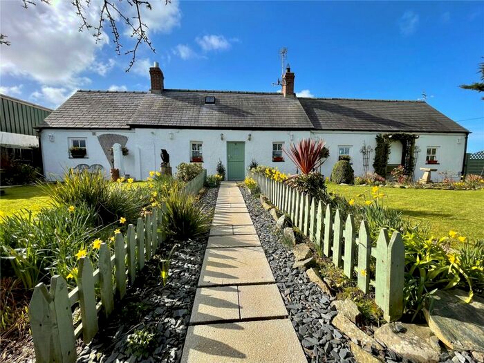 3 Bedroom Detached House For Sale In Rhoshirwaun, Gwynedd, LL53