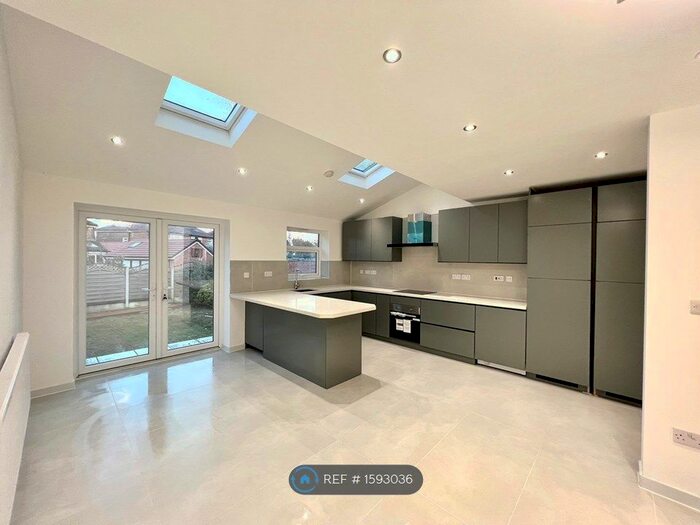 4 Bedroom Semi-Detached House To Rent In Sinderland Road, Altrincham, WA14