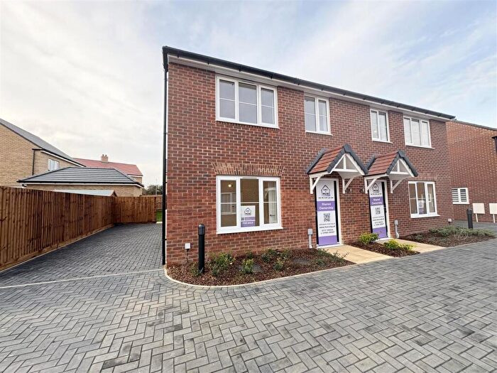 3 Bedroom Semi-Detached House For Sale In Cromwell Abbey, Ramsey, PE26