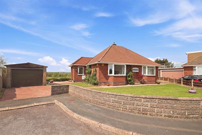 2 Bedroom Detached Bungalow For Sale In Wheathill Close, Brimington, Chesterfield, S43