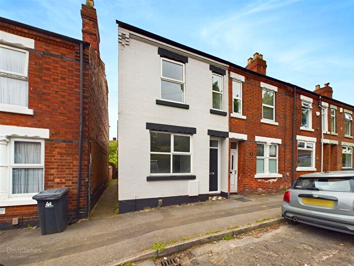 2 Bedroom End Of Terrace House For Sale In Byron Street, Daybrook, Nottingham, NG5