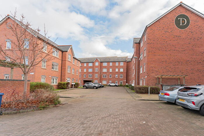 1 Bedroom Flat For Sale In Grosvenor Wharf Road, Ellesmere Port, CH65