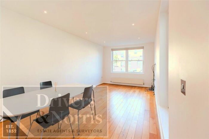 2 Bedroom Apartment To Rent In Aspect House, Shelburne Road, Islington, London, N7