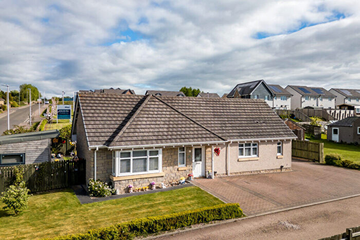 3 Bedroom Detached Bungalow For Sale In Ballumbie Road, Dundee, DD4