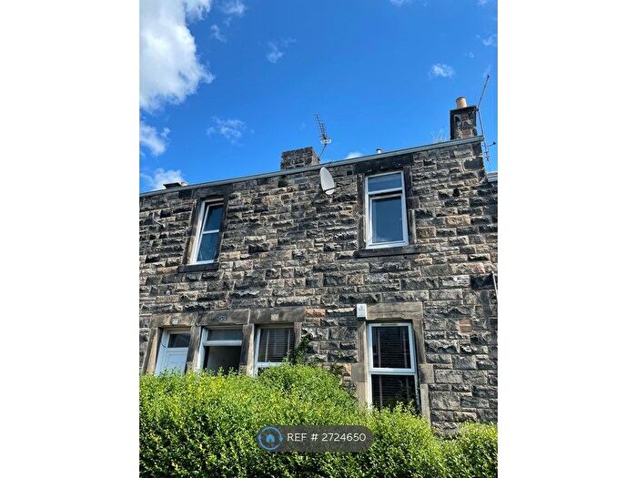 1 Bedroom Flat To Rent In Salisbury Street, Kirkcaldy, KY2