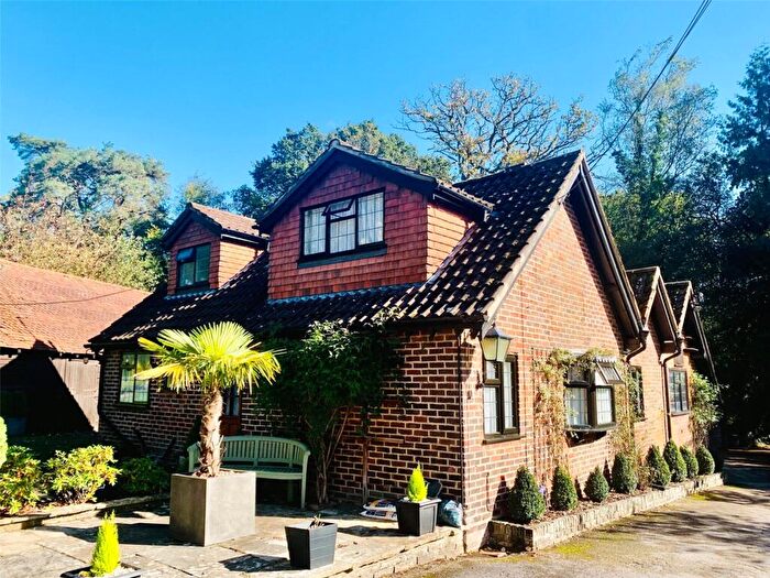 2 Bedroom Detached House To Rent In Chilworth Road, Chilworth, Southampton, Hampshire, SO16