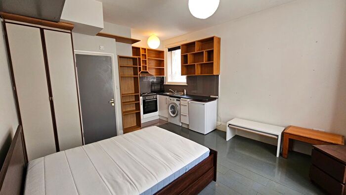 Studio To Rent In Hemstal Road, West Hampstead, NW6
