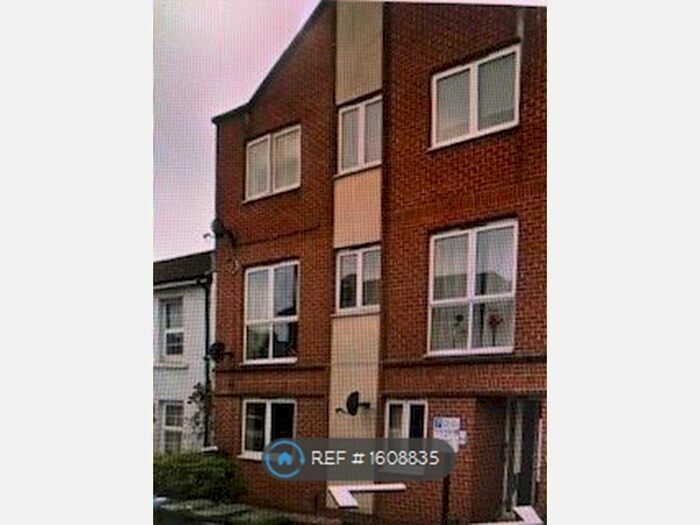 2 Bedroom Flat To Rent In Park Road, Southampton, SO15