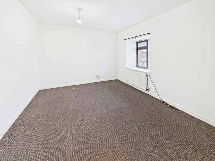 1 Bedroom Apartment To Rent In Low Street, Sherburn In Elmet, LS25